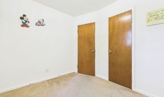 2400 Anthony Dr, Anderson, IN 46012