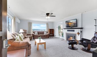 15 AUBURN Ave, Astoria, OR 97103