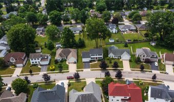 175 Crown Royal Dr, Amherst, NY 14221