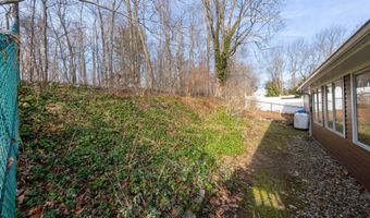 10 Upper Woodland Ter, Columbia, CT 06237