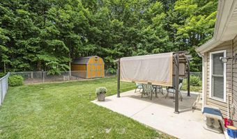 1403 Old Briar Trl, Auburn, IN 46706