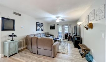 918 LAKE DESTINY Rd F, Altamonte Springs, FL 32714