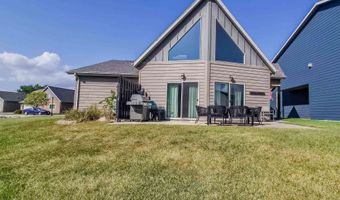 290 240th 104, Arnolds Park, IA 51331