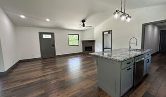 7624 Edria Ln, Athens, OH 45701