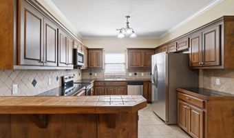 5712 Heritage Heights Dr, Benton, AR 72019