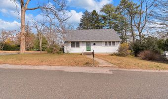 78 Nautilus St, Beachwood, NJ 08722
