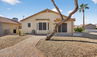 6831 S OAKMONT Dr, Chandler, AZ 85249