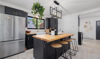 110 Spofford Ave, Warwick, RI 02888