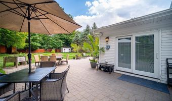 28 Haskell Ave, Airmont, NY 10901