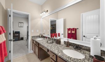 197 Colfax Dr, Boiling Springs, SC 29316