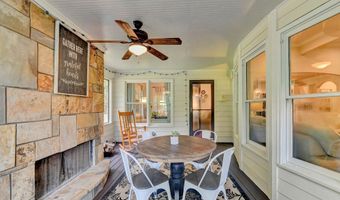 1349 Woodtrace Ln, Auburn, GA 30011
