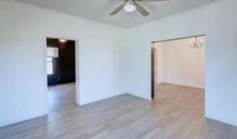 410 E Taylor Ave, Arkansas City, KS 67005