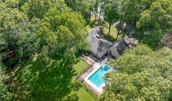 8 Westgate Rd, Cumberland, RI 02864