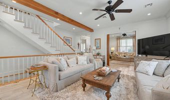 110 State St, Bay St. Louis, MS 39520
