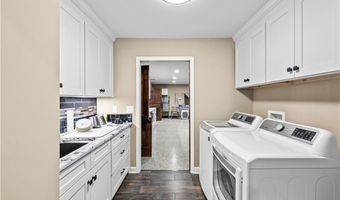 2132 Sunbeam Ct, Asheboro, NC 27205