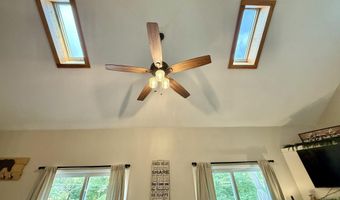82 Tennyson Cir, Albrightsville, PA 18210