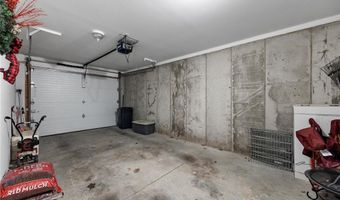 114 Therese Ave, Anamosa, IA 52205