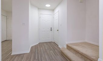 671 Post Oak Cir 107, Altamonte Springs, FL 32701