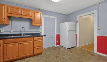 226 W Union St, Athens, OH 45701