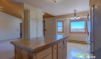 28 Grande View Dr, Cody, WY 82414