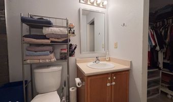 6649 Earlswood Dr, Indianapolis, IN 46217