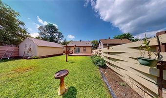 1223 James Ave, Albert Lea, MN 56007