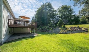 14 3 Partners Rd, Danbury, CT 06811