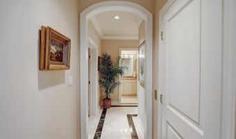 4744 34TH St N, Arlington, VA 22207
