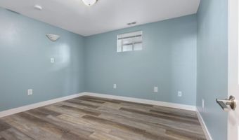 1619 Melgaard Rd, Aberdeen, SD 57401