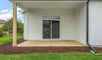 1006 Bluestem Cir, Baldwin City, KS 66006