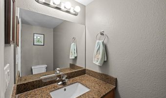 1637 NW MIDLAKE Ln, Beaverton, OR 97006