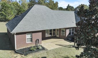 1635 Robertson Rd, Blue Springs, MS 38828