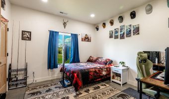 16 Peak View Dr, Buffalo, WY 82834