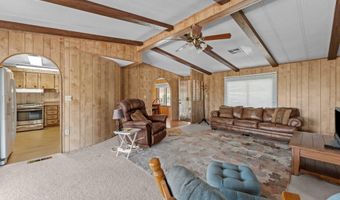 34820 S Desert Cv, Black Canyon City, AZ 85324