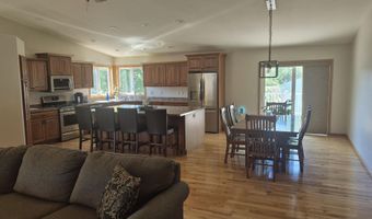 2420 SE 14th Ave, Aberdeen, SD 57401