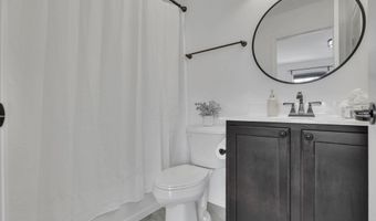 120 Gifford Rd, Columbus, OH 43235