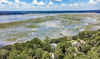 62 Meridian Rd, Beaufort, SC 29907
