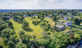 727 Boston Neck Rd, Narragansett, RI 02882