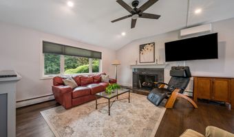 26 Indian Dr, Clinton, CT 06413