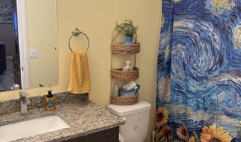 9309 Oakdale St, Algonac, MI 48001