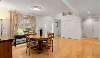 3 Owen Ln, Amherst, NH 03031