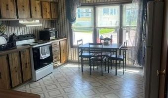 23 Bayview Park Ave, Middletown, RI 02842