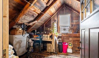 221 S Main St, Cambridge, VT 05444