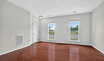 43845 CENTERGATE Dr, Ashburn, VA 20148