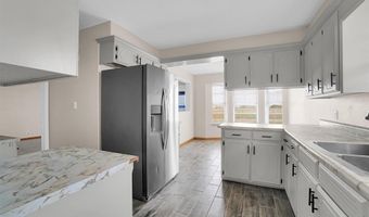 2108 Galaxy Dr, Altus, OK 73521