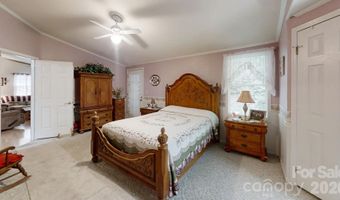 2172 Little Mountain Rd, Alexis, NC 28006
