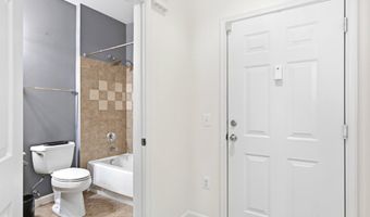 15612 EVERGLADE Ln 404, Bowie, MD 20716
