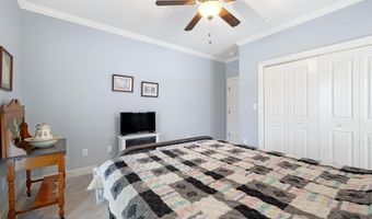 25390 Castlebury Dr, Athens, AL 35613