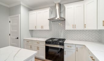 450 Fremont Ave, Bayville, NJ 08721