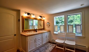 146 Calef Hwy, Barrington, NH 03825
